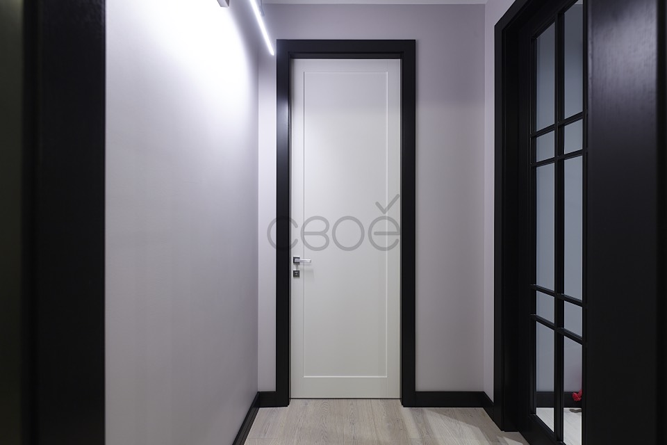 Белые двери с черным стеклом - 56 фото